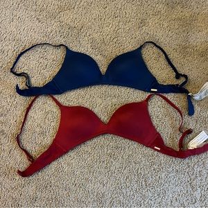 2 GILLY HICKS BARE COMFORT WIRELESS BRAS 32AA